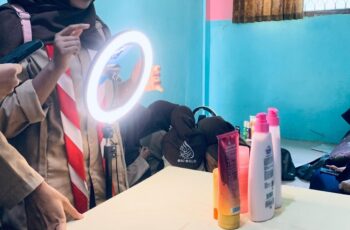 Branding Ekonomi Kreatif MA Islamiyah Malo Praktik Afilliate Live Tik-tok